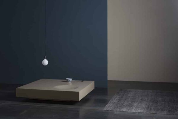 Moderner Kendo Plat 6 Couchtisch mit elegantem Design für stilvolle Wohnzimmer.