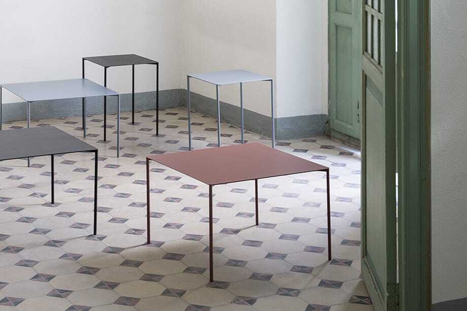 Moderner Kendo Trazo Beistelltisch mit minimalistischem Design für stilvolle Wohnräume.