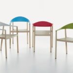 Moderner Monza Stuhl von Plank mit minimalistischem Design und hochwertiger Verarbeitung.