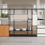 Alea Office Q18 Büromöbel-System für moderne, ergonomische Arbeitsplätze mit effizienter Raumnutzung.