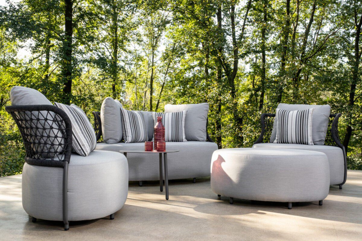 Luxuriöses Drigani Gobbe 6 Sofa mit edler Polsterung und zeitlosem Design.