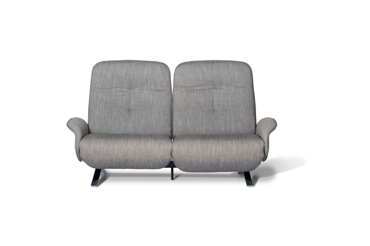 FSM Sofa Lime in frischem Grün - elegantes, hochwertiges Design für modernes Wohnen.