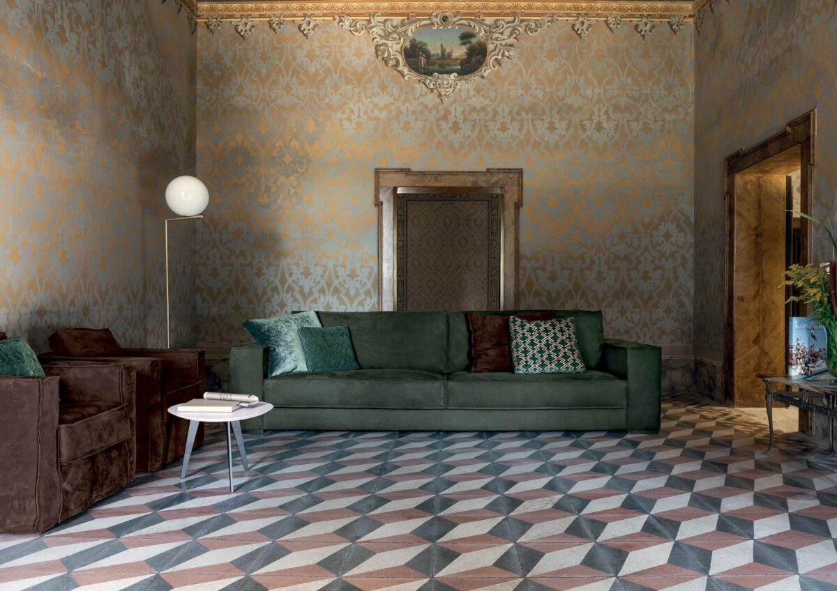 Modernes goldenes Terminal Sofa von Flexteam mit elegantem Design für stilvolle Wohnräume.