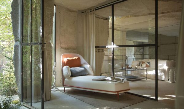 Modernes Hive Design-Sofa von Ego Paris für stilvolle Outdoor-Loungebereiche.