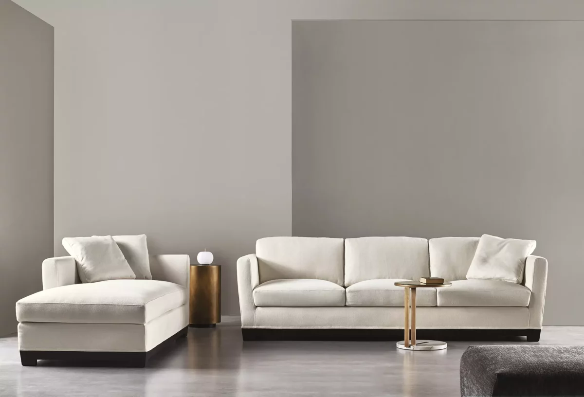 Modernes Meridiani Allen Sofa in elegantem Design für stilvolle Wohnräume.