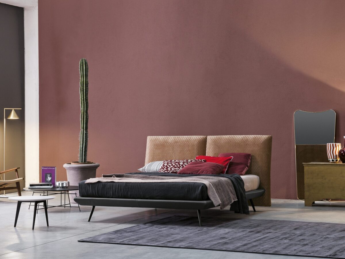 Modernes Polsterbett Domus 3 von Flexteam mit elegantem Design für stilvolle Schlafzimmer.