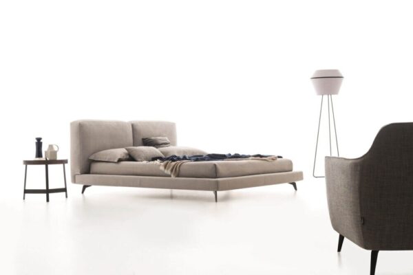 Modernes Polsterbett Sound 2 von Ditre Italia mit elegantem Design.