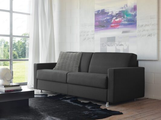 Stilvolles Lampo 12 Schlafsofa mit modernem italienischen Design von Milano Bedding.