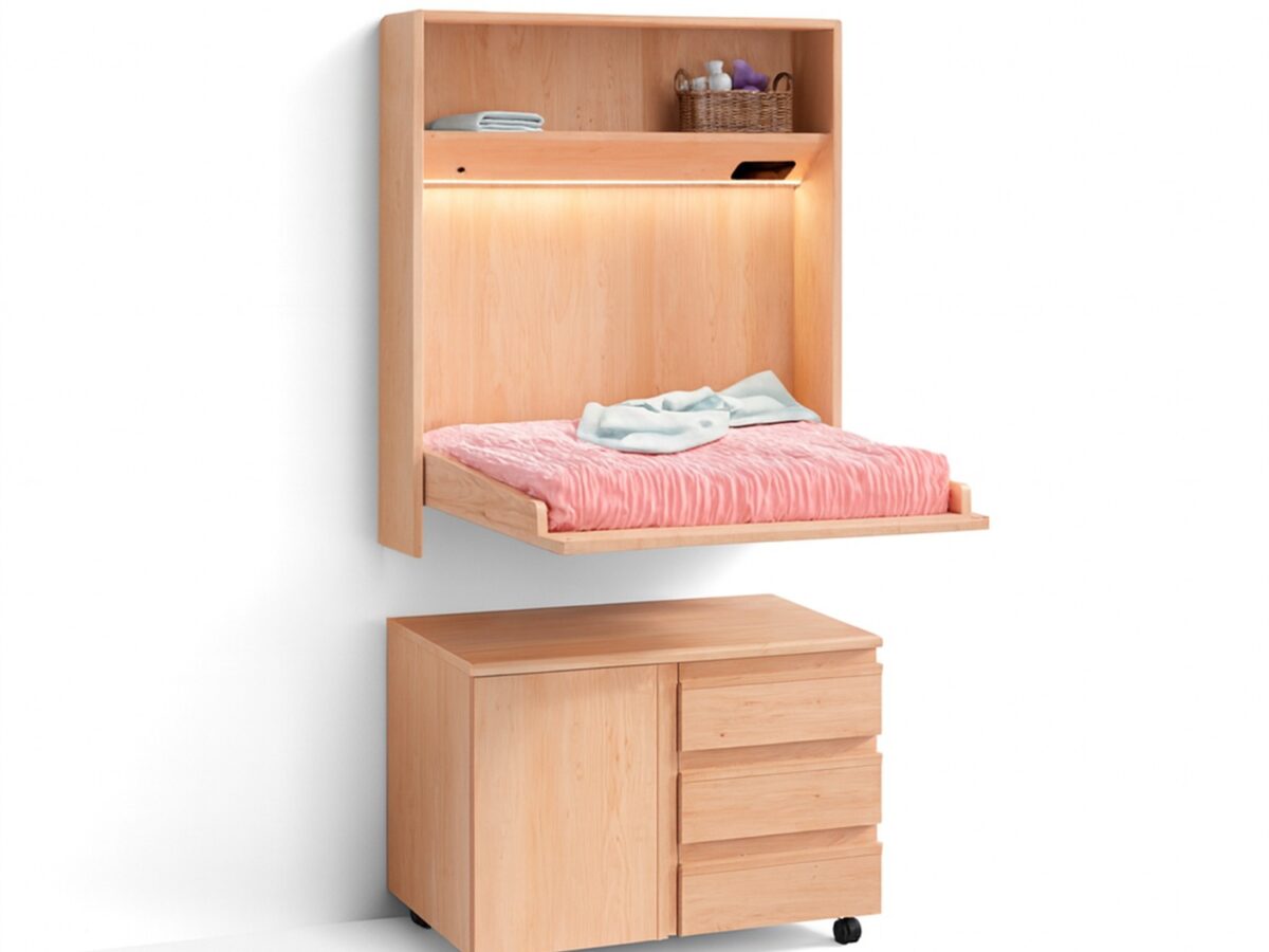 Modernes Team7 Wandregal für Kinderzimmer aus Massivholz mit flexiblen Fächern