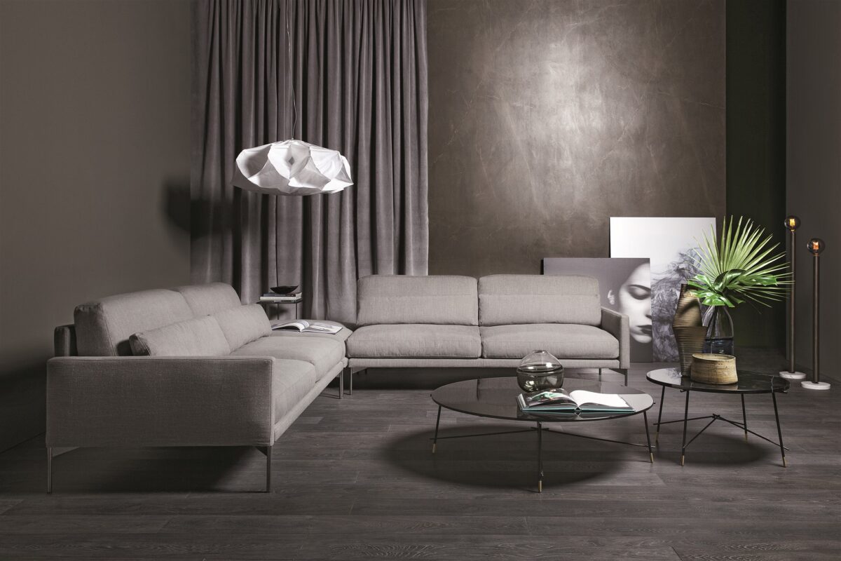 Modernes Vibieffe Sofa aus Italien mit elegantem Design und hochwertiger Polsterung.