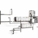 Antologia 8 Wandregal von Mogg - elegante Wandmontage für moderne Wohn- und Arbeitsräume.