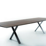Minimalistischer Lax Designtisch mit klaren Linien für moderne Wohnräume.