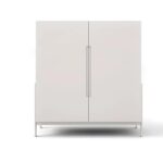 Elegante Kommode Float 11 von Novamobili mit schwebender Optik und modernem Design.