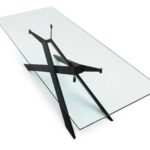 Moderner Cross Esstisch von Sovet Italia mit elegantem Glasdesign