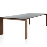 Eleganter Sovet Italia Toronto Esstisch mit modernem Design aus Glas und Metall.
