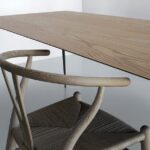 Spillo ausziehbarer Esstisch mit modernem Design für flexible Raumgestaltung.