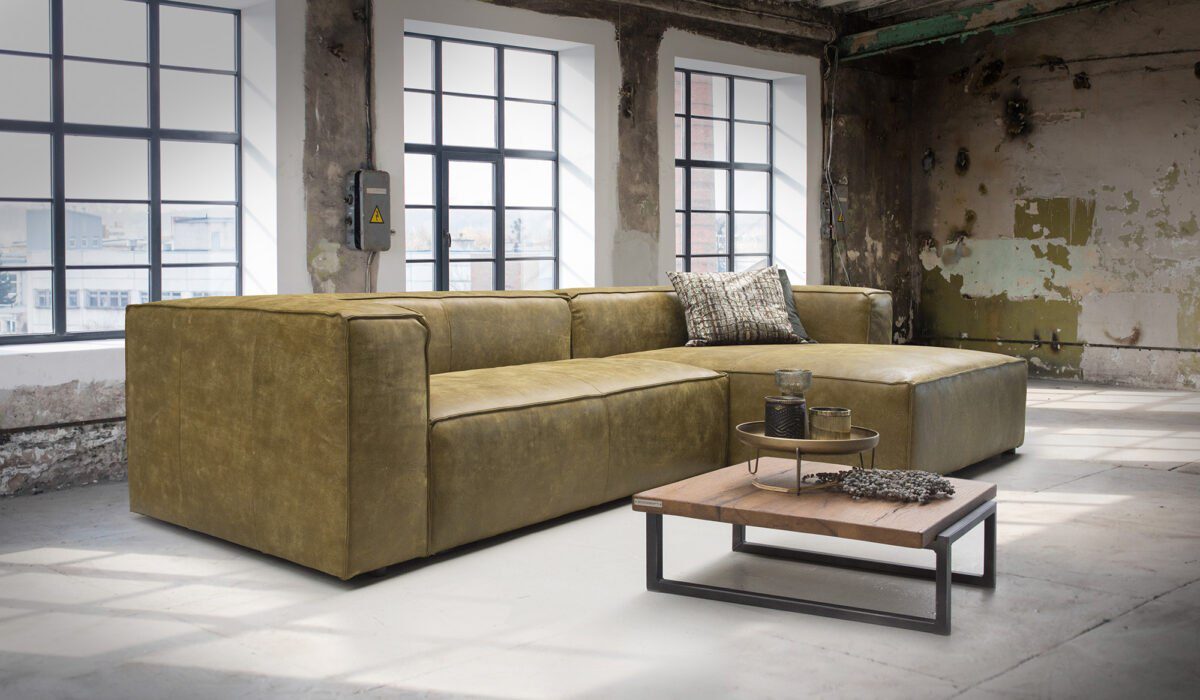 Elegantes Anker Sofa Sommer 2 - Modernes Design für komfortables Wohnen im Wohnzimmer.