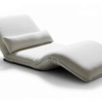 Tattomi Schlafsessel von De Padova - eleganter italienischer Designsessel mit Schlaffunktion.