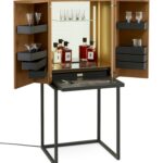 Innovativer Yomei Magic Cube Bar mit elegantem Würfel-Design für moderne Gastronomie und Events.