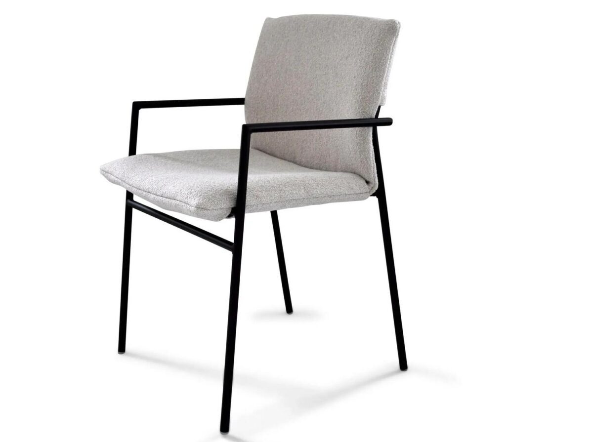 Luxuriöser Montis Ives Loungesessel mit edler Polsterung für stilvolles Wohnen.