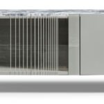 Elegante Valley Kommode von Cantori mit geschwungener Front und goldenen Akzenten.