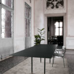 Ausziehbarer Design-Esstisch Extendo T8 mit moderner Optik für flexible Raumgestaltung.