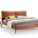 Modernes Thread Bett von Möller Design für stilvolles Schlafzimmer.