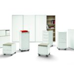 Modernes Winea Maxx Büromöbelsystem von Wini für flexible Arbeitsplatzgestaltung.