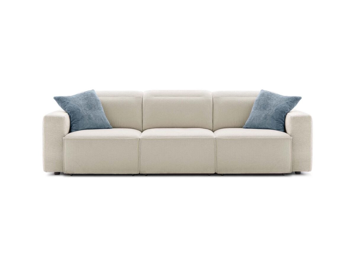 Eleganter Lecomfort Swan Sofa mit geschwungenen Armlehnen und modernem Design.