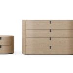 Moderne Vesta Kommode von Novamobili mit eleganten Schubladen für stilvolle Wohnräume.