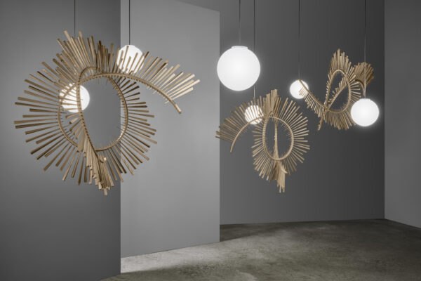 Moderne Aimei Pendelleuchte von A-emotional Light mit elegantem Design für stilvolle Beleuchtung.