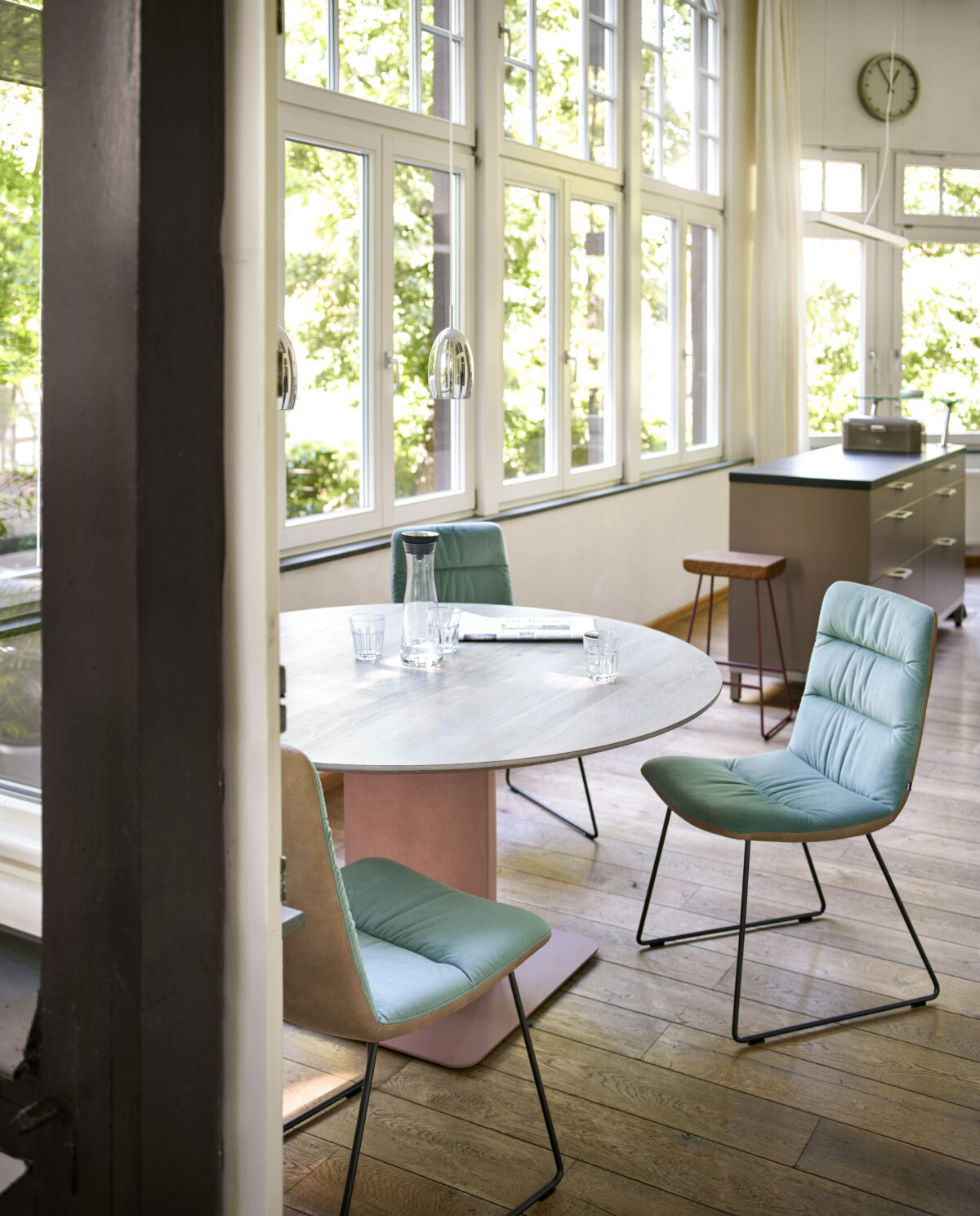 KFF - Stuhlserie Arva – Bild 27