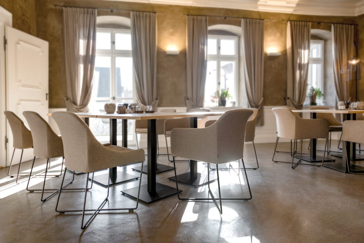 KFF - Stuhlserie Youma – Bild 3