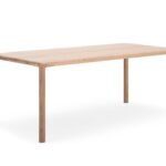 Gazzda Derven Esstisch aus massiver Eiche im skandinavischen Stil für modernes Wohnen.